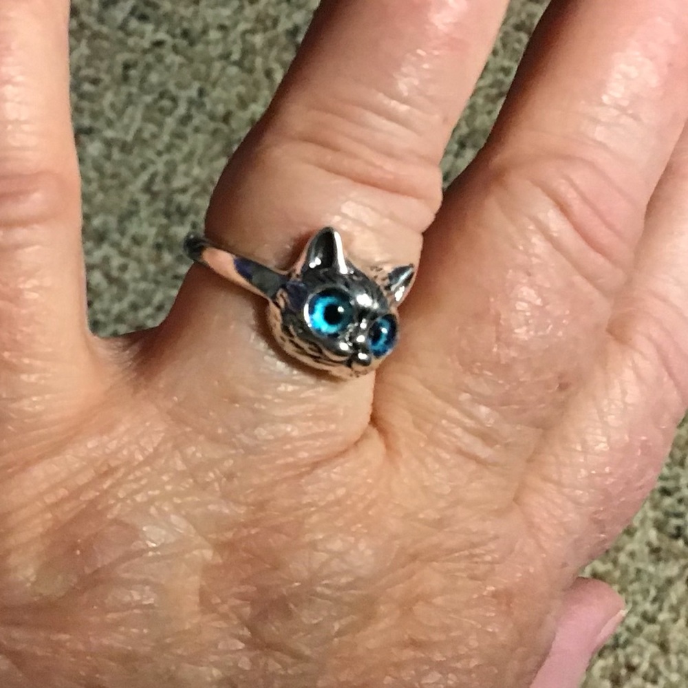 SILVER BAND - BIG BLUE EYES, CAT ring for ladies   SZ 8  ... R52